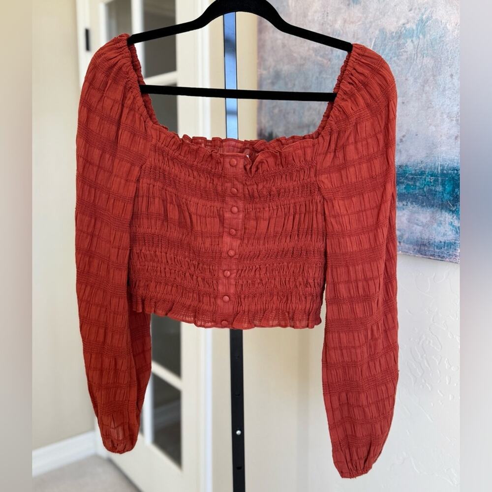 Gianni Bini Smocked Button Front Crop Top Rust Textured Long Sleeve Womens Small